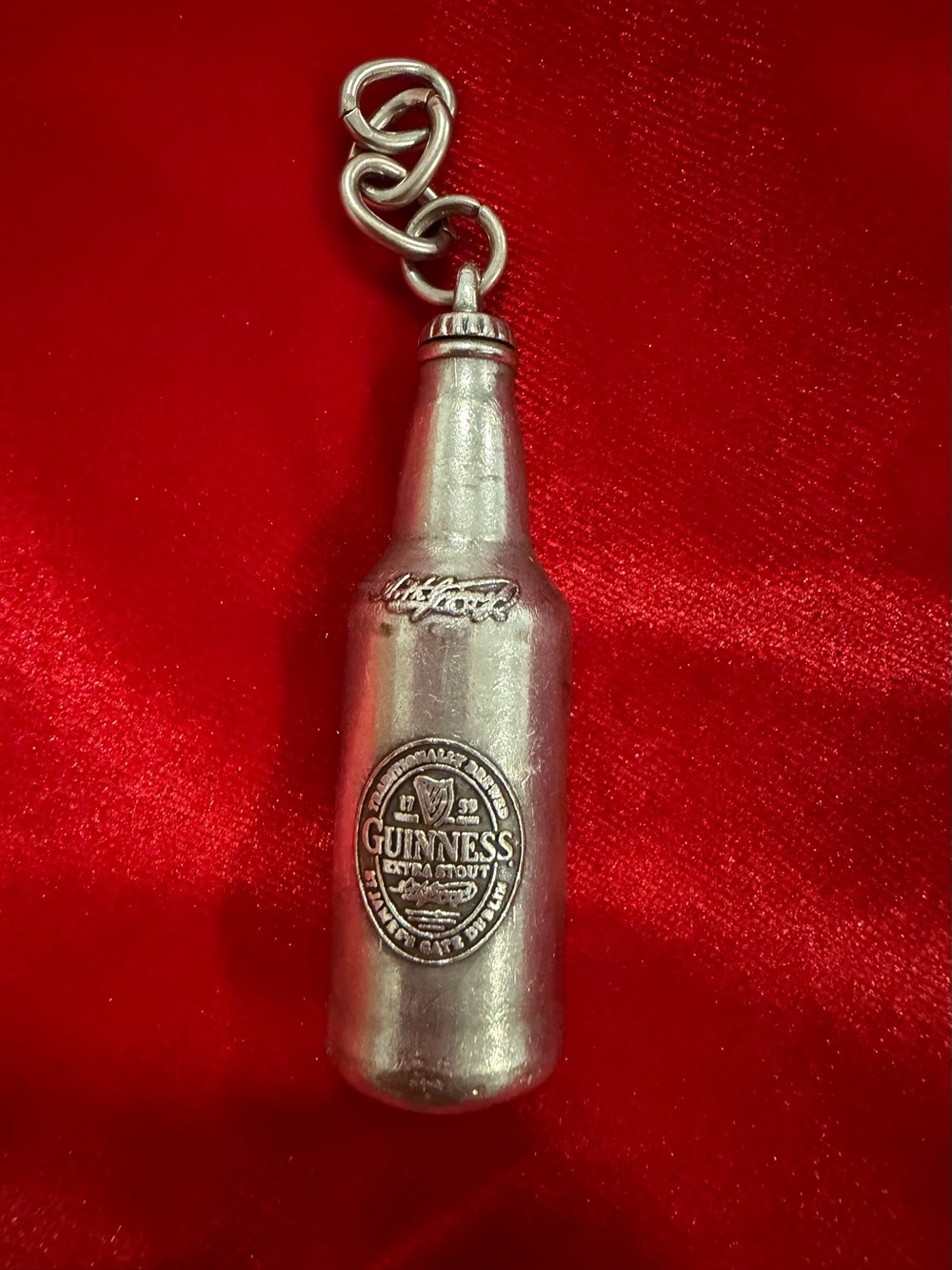 VTG Selangor Pewter Guinness Bottle Opener Charm Keyring